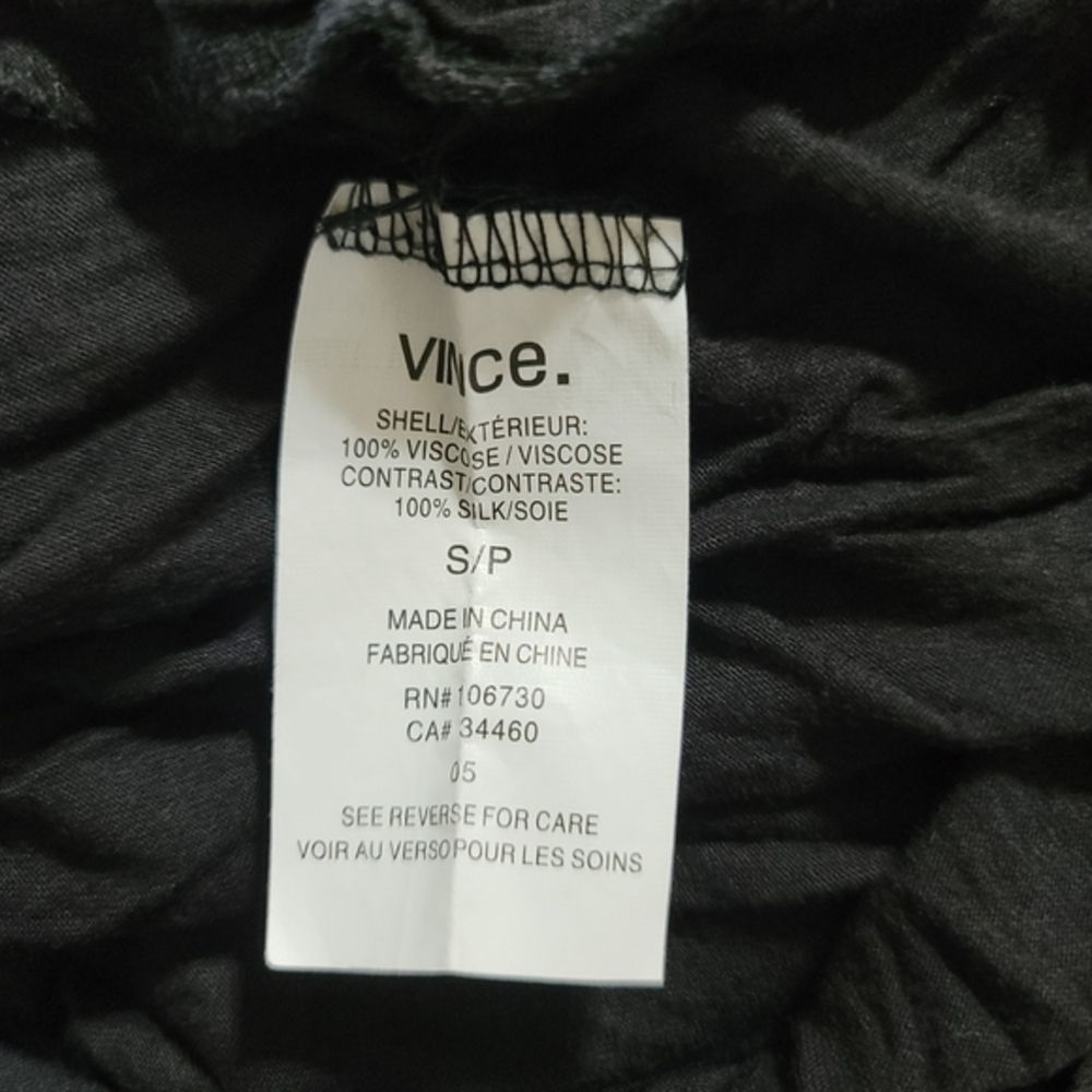 Vince Women Sz Small Black Long Sleeve Pullover Blouse Top.Cutout detail on arm - Picture 5 of 5